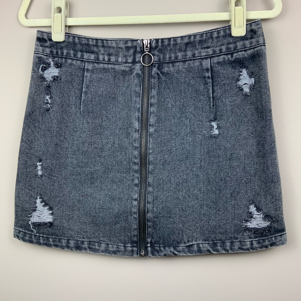 Storia distressed zip denim skirt M